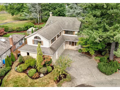 1928 Aztec Ct, West Linn, OR 97068