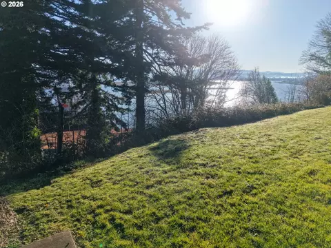 353 Oconnell St, North Bend, OR 97459 photo 6