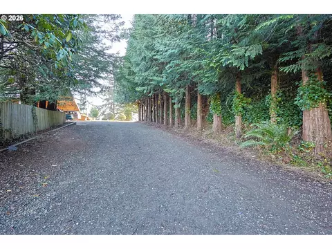 353 Oconnell St, North Bend, OR 97459 photo 12