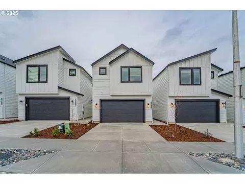 16320 NE 21st St, Vancouver, WA 98684