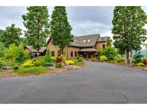 36910 Edgehill Rd, Springfield, OR 97478