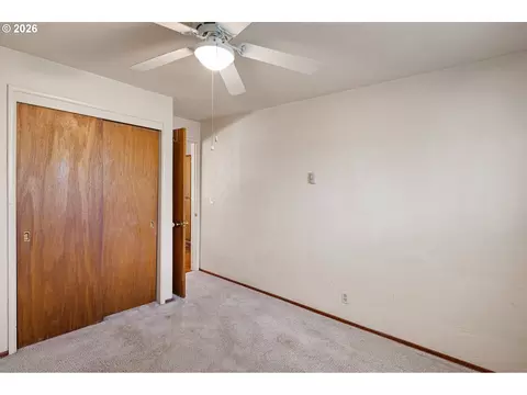 667 Archie St, Eugene, OR 97402 photo 22