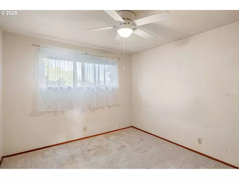 667 Archie St, Eugene, OR 97402 photo 21