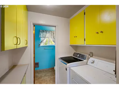 667 Archie St, Eugene, OR 97402 photo 19