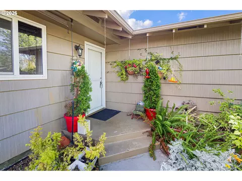 667 Archie St, Eugene, OR 97402 photo 6
