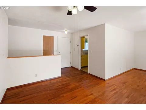 667 Archie St, Eugene, OR 97402 photo 7