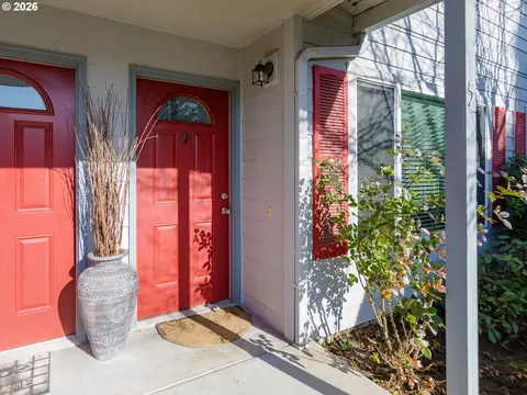 697 32nd St # 5, Washougal, WA 98671