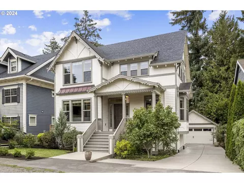 8235 SW 47th Ave, Portland, OR 97219