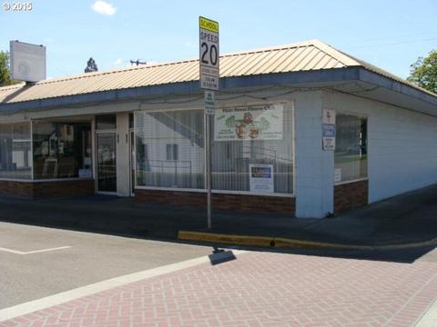 142 Main St, Riddle, OR 97469 photo 1
