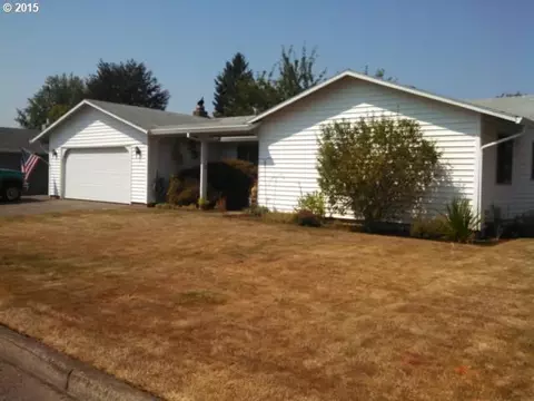 1355 NE 17th St, Gresham, OR 97030 photo 1