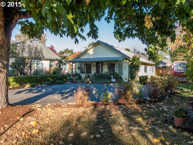 363 19th St, Springfield, OR 97477 photo 1