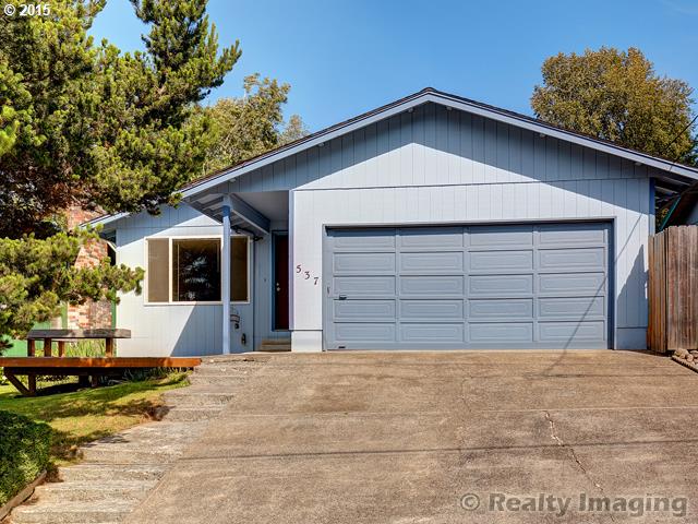 537 E 4th St, Rainier, OR 97048 photo 1
