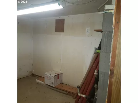 Other - 9247 Highway 126, Mapleton, OR 97453 photo 16 of 17