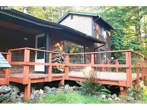 Exterior - 9247 Highway 126, Mapleton, OR 97453 photo 2 of 9
