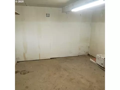 Other - 9247 Highway 126, Mapleton, OR 97453 photo 17 of 17