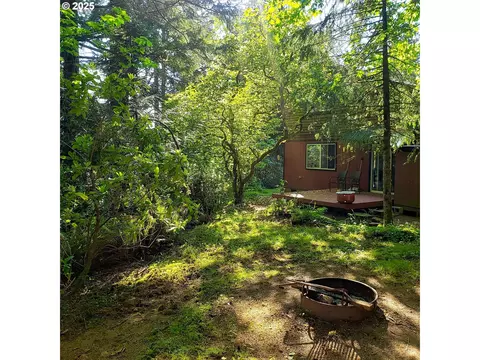 Exterior - 9247 Highway 126, Mapleton, OR 97453 photo 7 of 9