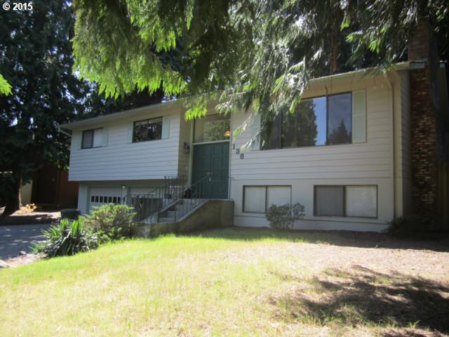 138 E Canyonview Dr, Longview, WA 98632 photo 1