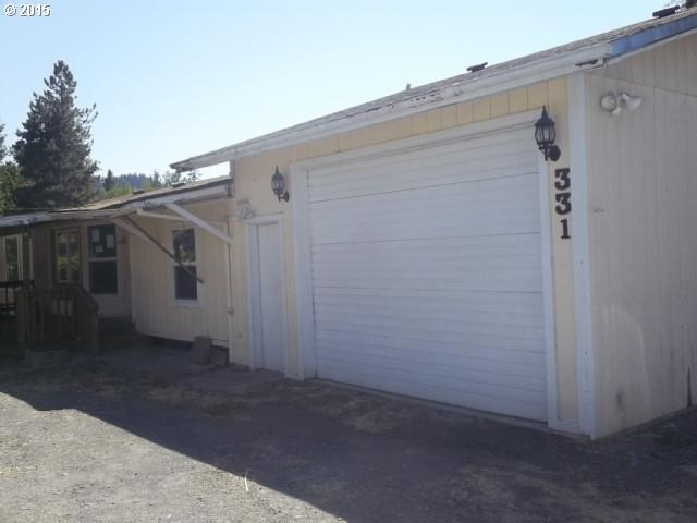 331 SE Darrell Ave, Winston, OR 97496 photo 1