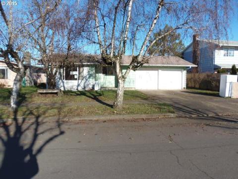 1104 Olympic St, Springfield, OR 97477 photo 1