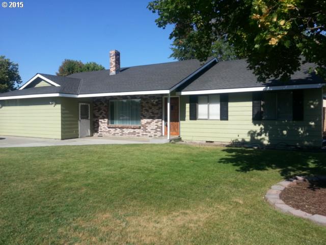 310 NE Second St, Irrigon, OR 97844 photo 1