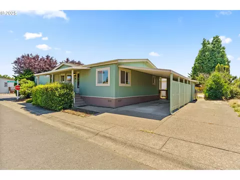 1699 N Terry St #80, Eugene, OR 97402