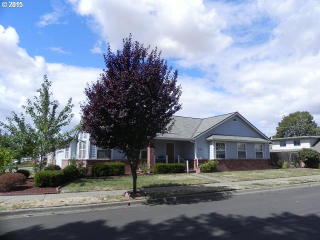 3088 Shirley St, Eugene, OR 97404 photo 1
