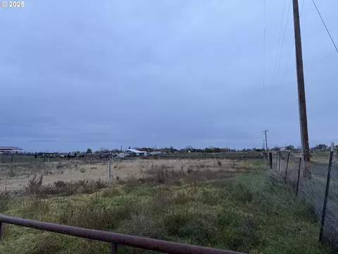 W Sixth Rd, Irrigon, OR 97844