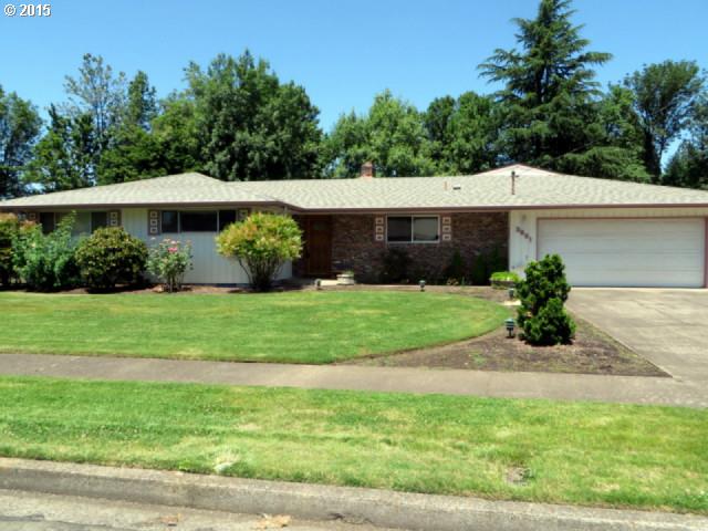 2561 Sharon Way, Eugene, OR 97401 photo 1