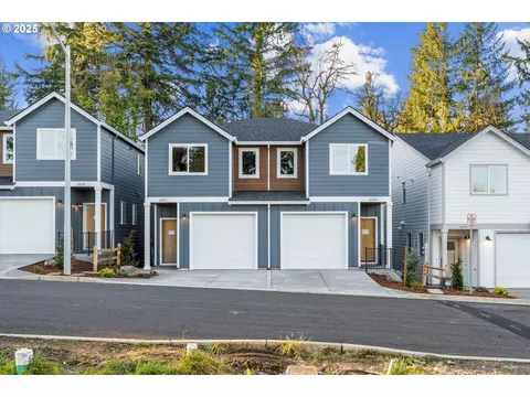6321 SE Chloe Rose Way, Milwaukie, OR 97267