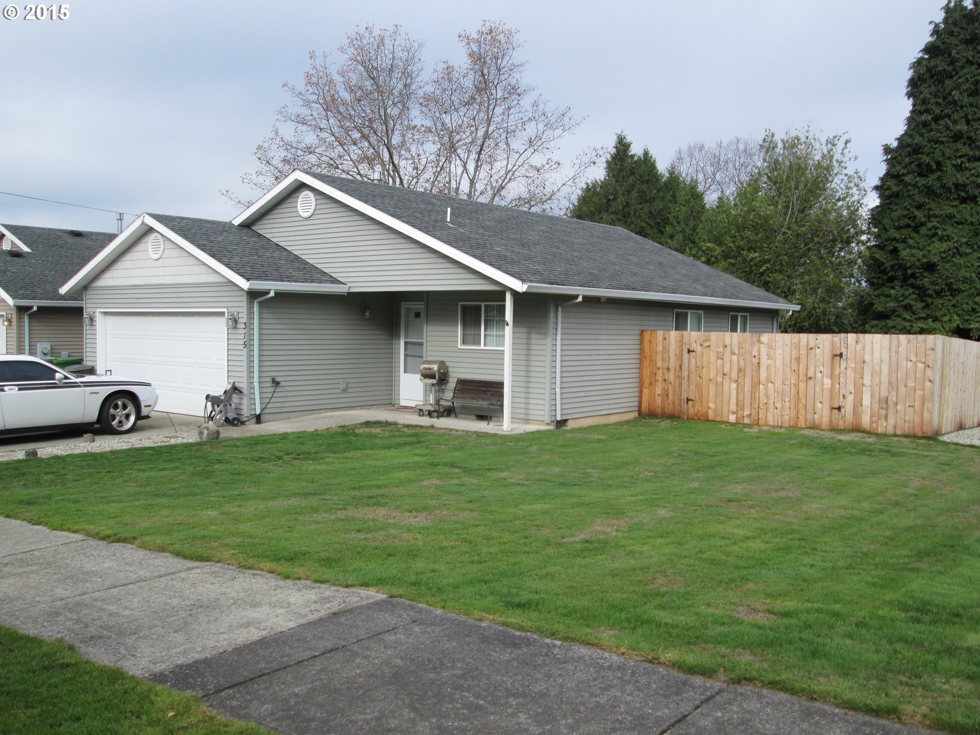 315 E D St, Rainier, OR 97048 photo 1