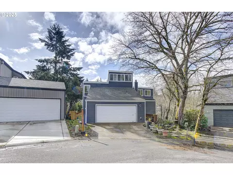 11639 SE Flavel St, Portland, OR 97266
