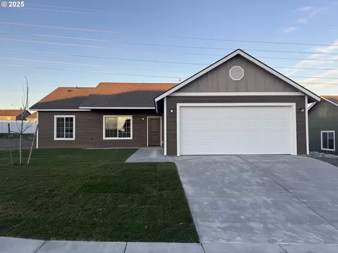 2878 Curlew St, Umatilla, OR 97882
