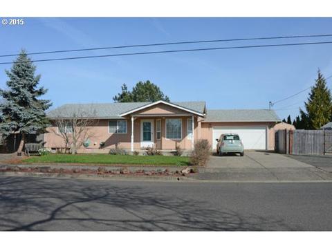 3504 E St, Springfield, OR 97478 photo 1