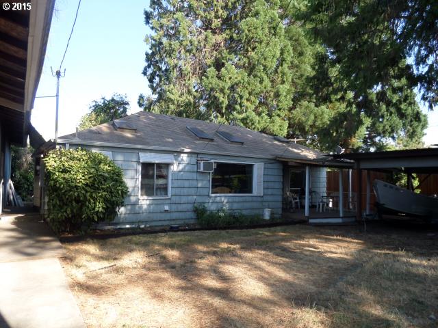 725 26th Pl, Springfield, OR 97477 photo 1