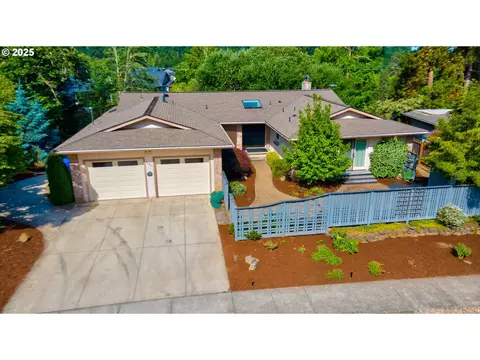3621 Elderberry Dr S, Salem, OR 97302