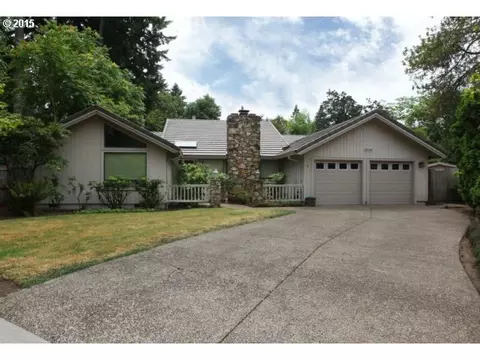 1720 Tabor St, Eugene, OR 97401 photo 1