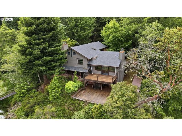 70126 Potato Bottom Rd, Lakeside, OR 97449