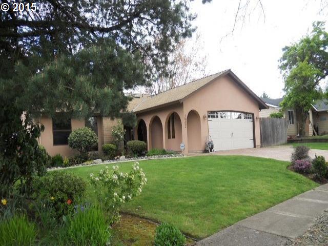 2902 SE Glacier Ave, Gresham, OR 97080 photo 1