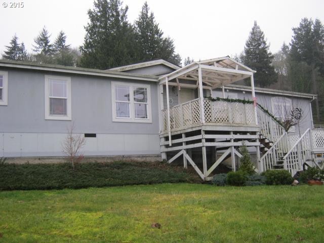 209 W 9th St, Rainier, OR 97048 photo 1