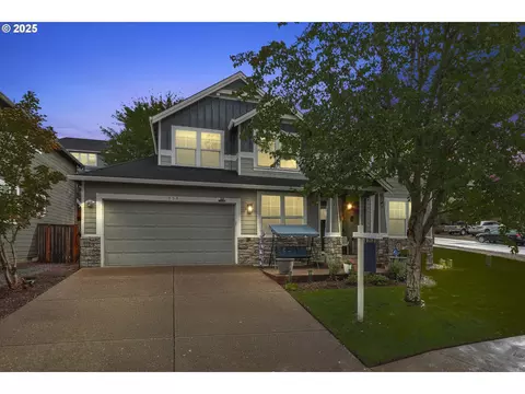 138 N Link Ct, Newberg, OR 97132