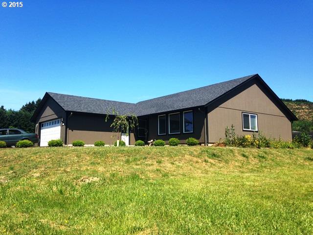 611 First St, Yoncalla, OR 97499 photo 1