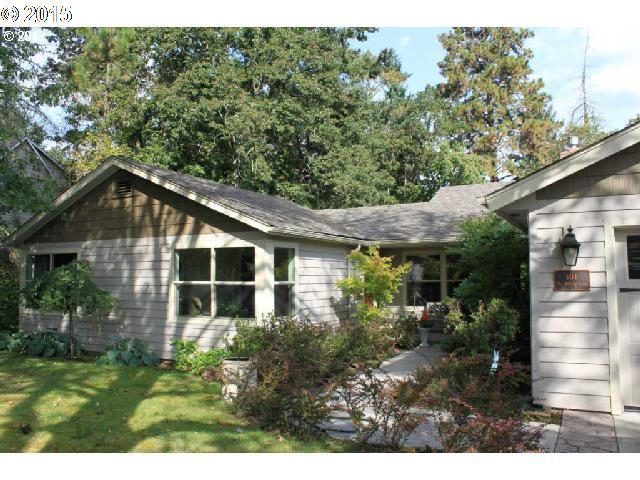 101 W 39th Ave, Eugene, OR 97405 photo 1