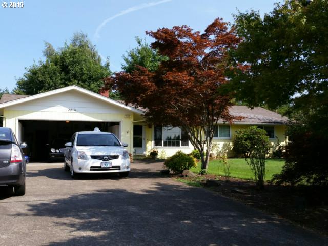 28111 Edgewater Dr, Eugene, OR 97402 photo 1