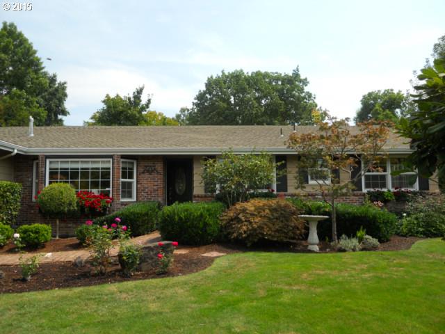 811 Lariat Dr, Eugene, OR 97401 photo 1