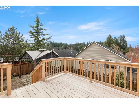 Exterior - 18307 Tupper Rd, Sandy, OR 97055 photo 3 of 6