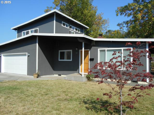 545 E 34th Ave, Eugene, OR 97405 photo 1