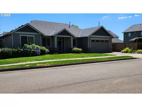 387 NE 22nd Ave, Canby, OR 97013