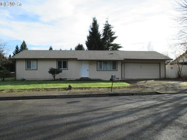 411 NE 3rd St, Willamina, OR 97396 photo 1