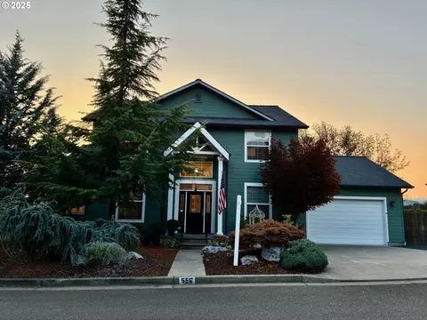 556 N View Dr, Winchester, OR 97495