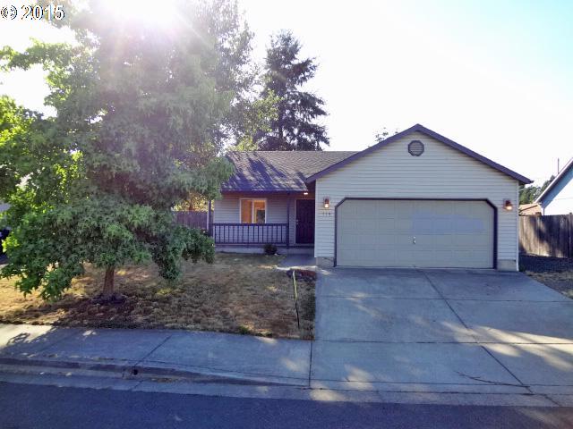 814 Hazelnut Ln, Springfield, OR 97478 photo 1